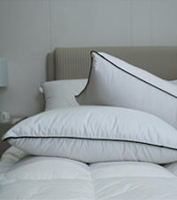 Ivory White Luxury Oversized King Thin Duvet - High Fill Power Comforter - Ultra-Soft & Fluffy 229cc9f1 0ee6 4a0b 9dac 97aeea1056a3. CR0,0,200,225 PT0 SX200 V1