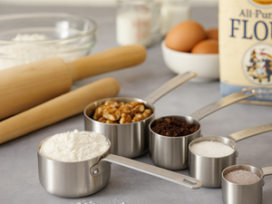 measuring cups