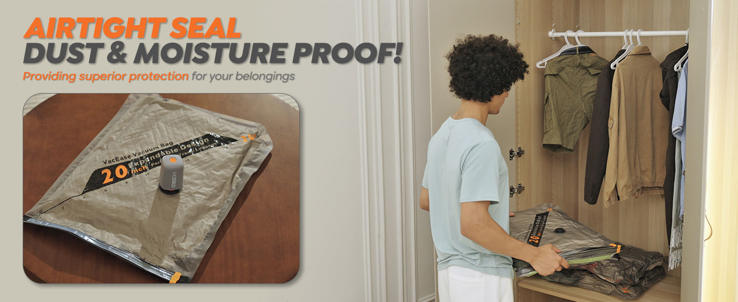 Le texte indique « RÉSISTANT À LA POUSSIÈRE ET À L'HUMIDITÉ ». Image divisée montrant un sac de rangement protecteur et un système d'organisation de placard avec vêtements suspendus.
