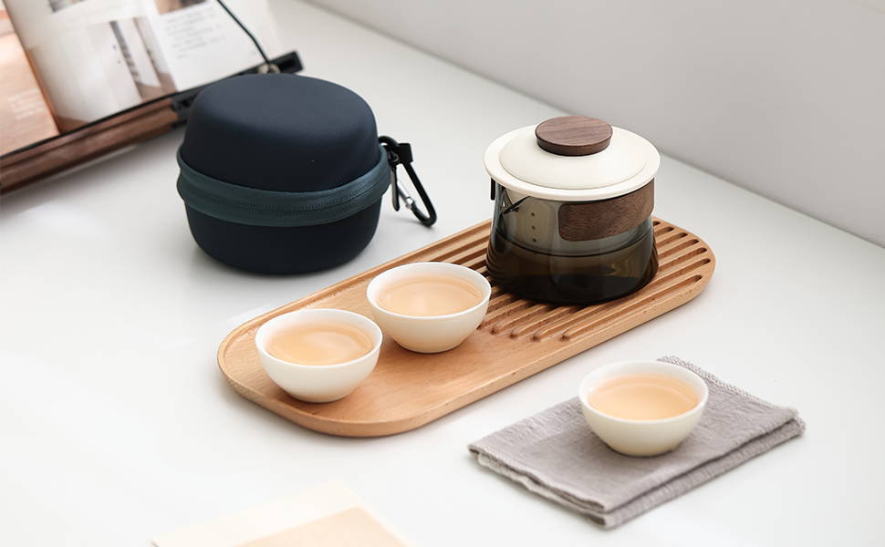 Travel tea set