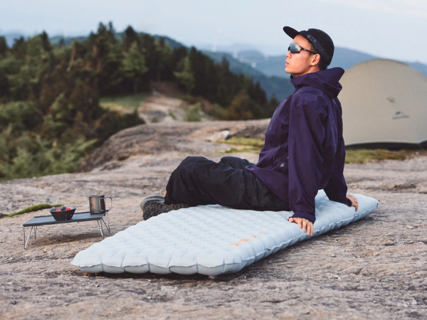 Amazon.co.jp: Naturehike 【2024SGS R値=8.8】R値8.8 エアーマット