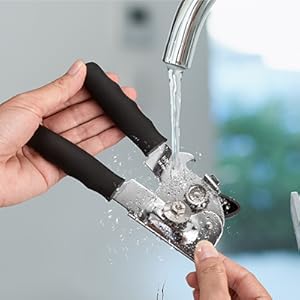 Easy to Clean Can Opener