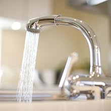 Entleeren Sie Ihre Blase vollständig