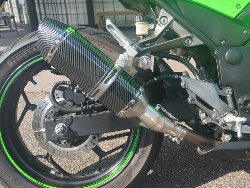 Ninja 300 マフラー