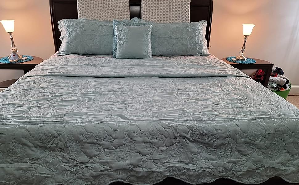HZ & HY Oversized King Bedspread - Gorgeous & Elegant Style Bedding Coverlets, Reversible, Lightweight, 5 Piece, King/Ca 26d62116 8986 43ef 963a 8b50ed52f964. CR0,0,1940,1200 PT0 SX970 V1