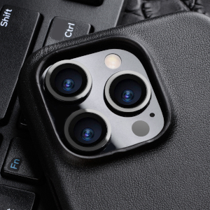 Coque StilGut iPhone 14 PRo Détail