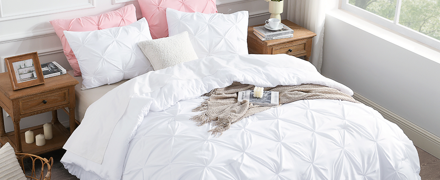 pleat comforter