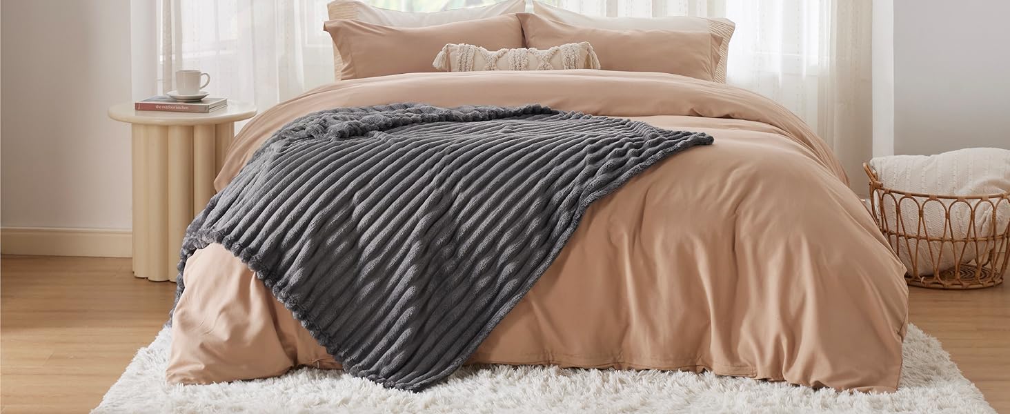 Textured Fleece Blanket