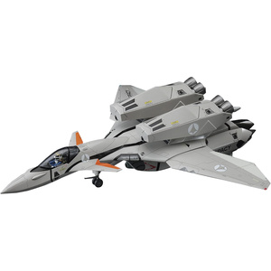 プラモデル完成機　1/72　VF-11Bと、VF-22Sの2機セット プラモデル完成機 1/72 VF-11Bと、VF-22Sの2機セット Amazon |