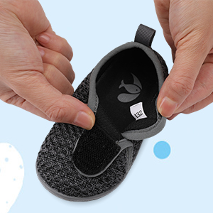 baby first walking shoes