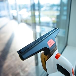 Yard Force Akku-Fenstersauger LW V28 mit 4V / 4,0 Ah Akku, Wechselbare Saugdüse