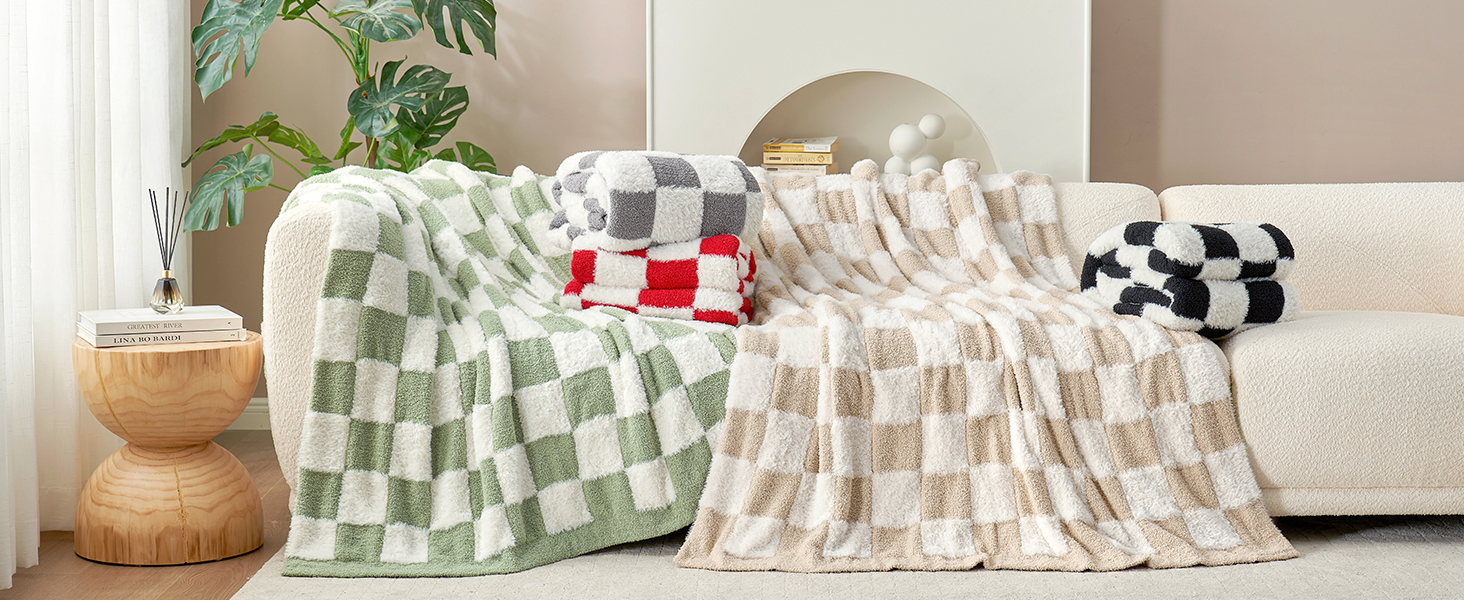 Checkered Faux Fur Throw Blanket