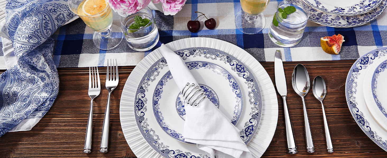 silverware set