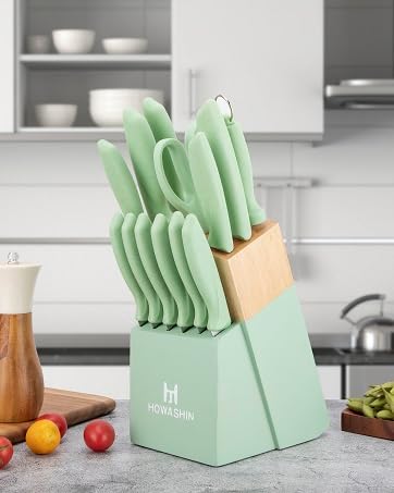 green knife set