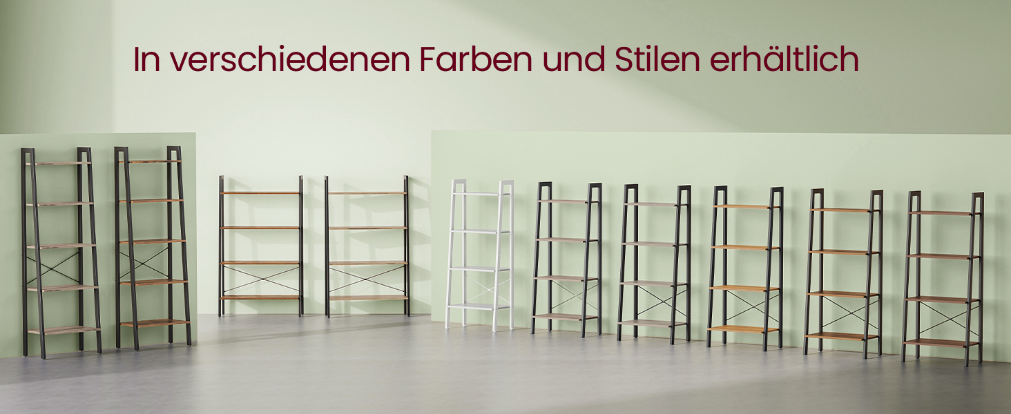 Verschiedene Regale oder Bücherschränke aus Metall, die in einer Reihe angeordnet sind. Sie reichen von schmalen bis hin zu breiten Designs mit mehreren Regalebenen