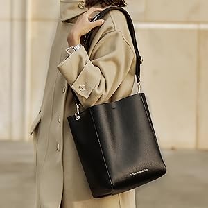 Amazon.co.jp: [VICTORIA HYDE] ショルダーバッグ レディース 大