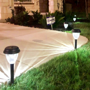 solar pathway lights