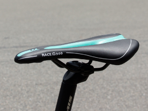 Amazon | GORIX(ゴリックス) 自転車 低反発 サドル [穴あき 張り
