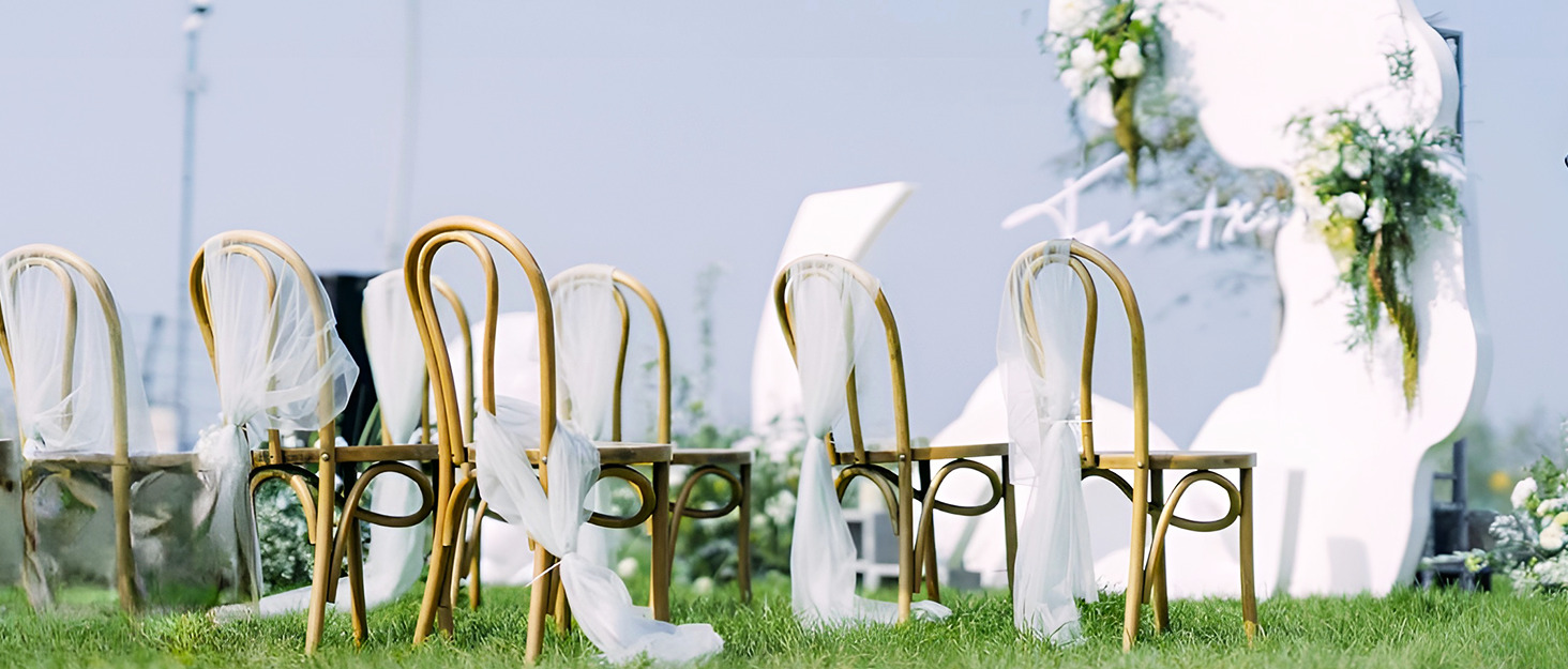 wedding arch
