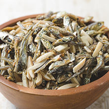 Amazon.co.jp: Small Fish Almonds (Approx. 3.3 lbs (1.5 kg