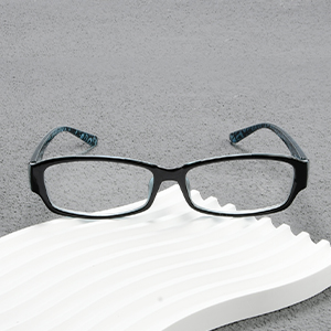 stylish readers for women