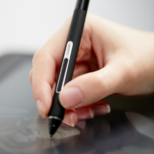 Amazon | ワコム直営店限定モデル Wacom One 液晶ペンタブレット