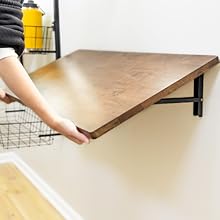 Folding table