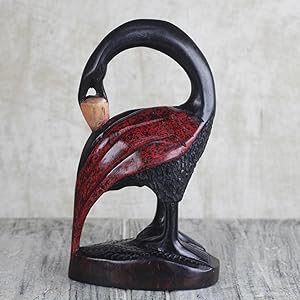 NOVICA Handmade  Sese Wood Bird Sculpture  Escultura Pájaro madera de sesé Sesé Madera Hecha a mano