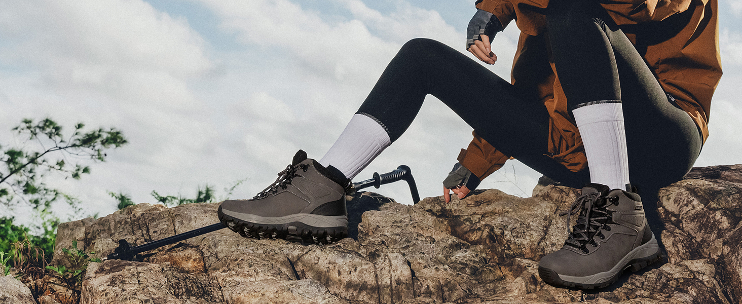 hiking boots women