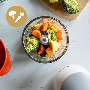31bb9976-a701-47d3-a543-320295753f41.__CR0,0,2000,2000_PT0_SX300_V1___ Tommee Tippee Quick-Chop Mini Baby Food Blender and Chopper for all Stages of Weaning, Durable Glass Bowl and Stainless Steel Blades, 500ml Capacity, 200W Motor, White and Clear, 1.0 count (447851)