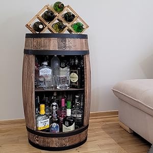 Rustikale Bar, Holzkneipe, Whiskey-Bar, Weinregal, Fasskneipe, Vintage-Bar