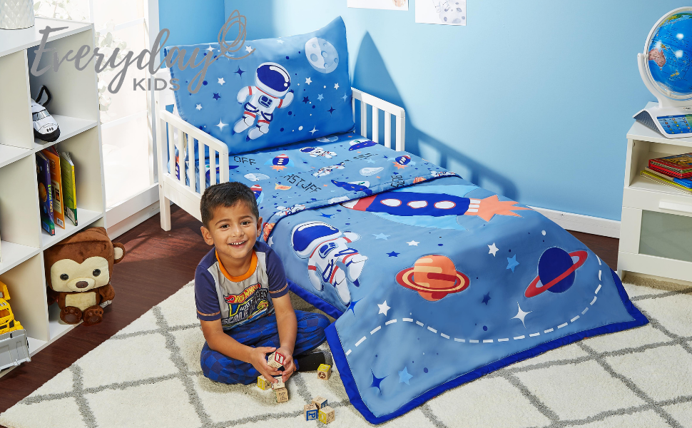 4 Piece Toddler Bedding Set Outer Space Adventures includes