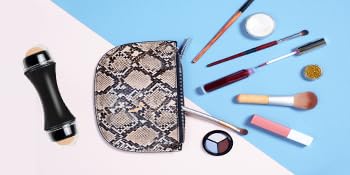 Oil-Absorbing Volcanic Face Roller