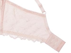 Amazon | [ピーチ・ジョン] もりこれ脇高レーシィブラジャー ブラック