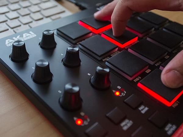 AKAI MPD218 USB MIDIパッド Amazon.com: Akai Professional MPD218 - USB MIDI Controller