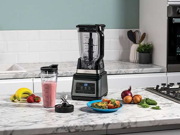 Ninja TWISTi ブレンダー 概要：Ninja Twisti ツイスティー ハイパワーミキサー | Ninja