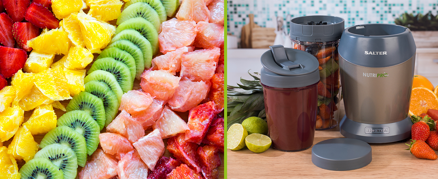 smoothie maker with 2 blending cups and on the go lid