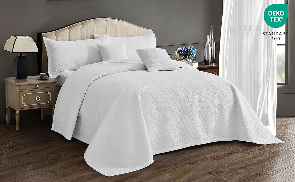 Oversized King Bedspread for Extra Wide Beds, Modern Look, Lightweight & Reversible Microfiber Cover, 100% Pure White 393086c3 2a16 42b9 965f 0376b6ff439c. CR0,0,1940,1200 PT0 SX970 V1