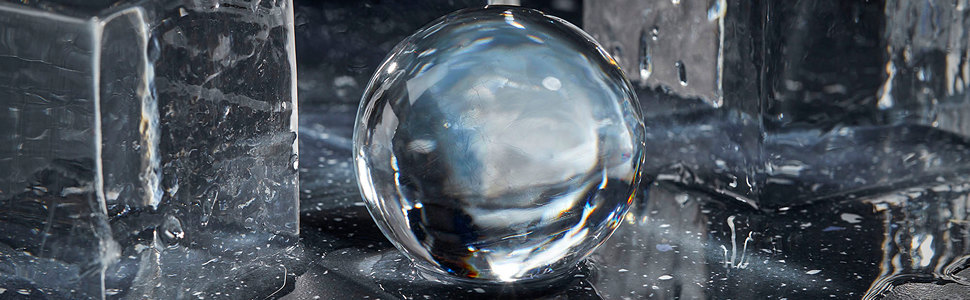 Ice ball melted with "Ice Press ZENITH Ball 55 mm"