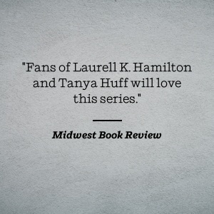 La critique du livre de Midwest dit que les fans de Laurell K. Hamilton et Tanya Huff adoreront cette série.