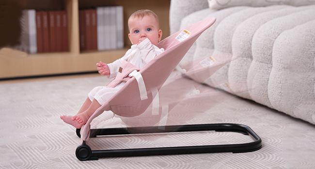baby bouncer  Suitable for babies 0-6 Mothons old