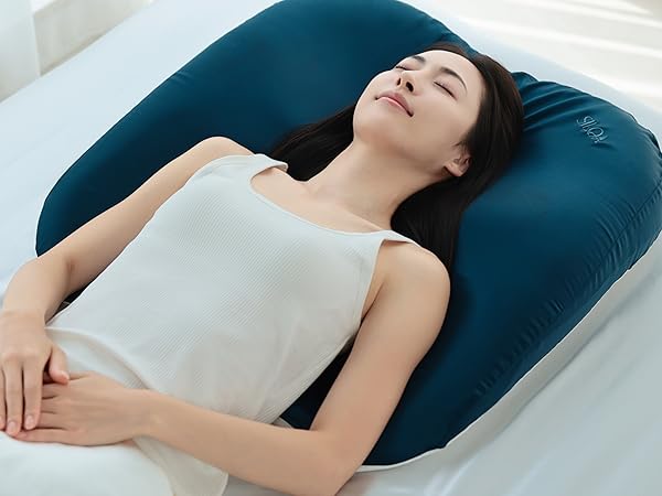 Amazon｜SILQA(シルクア)® 生シルク 巨大な枕 「摩擦・乾燥・静電気