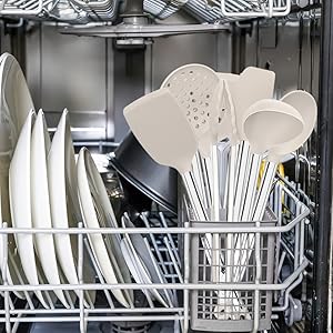 kitchen utensils set