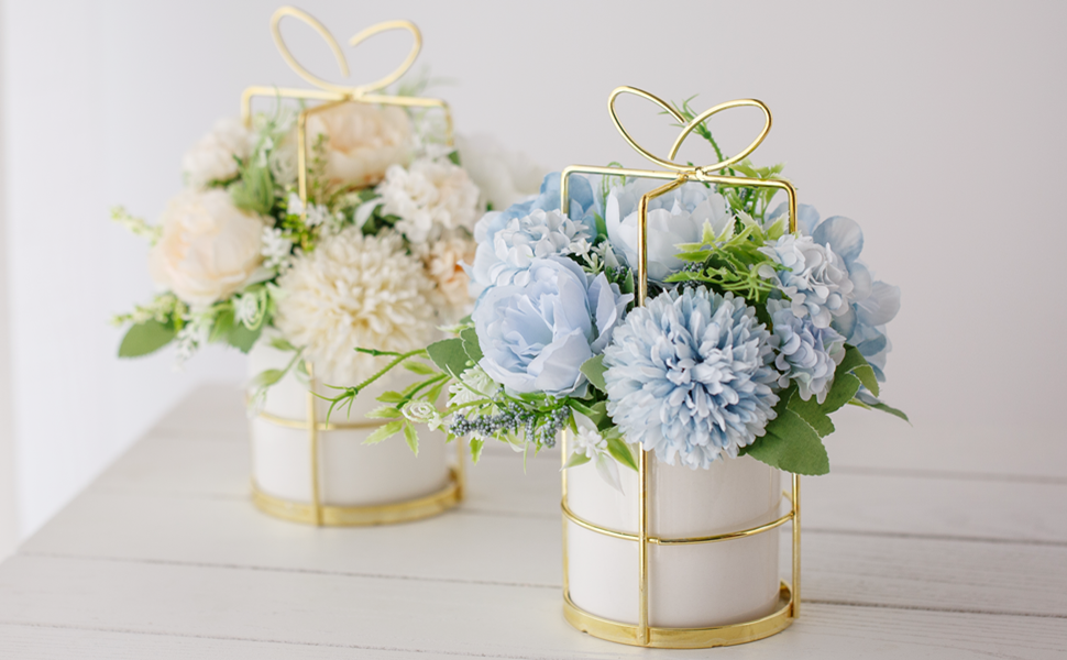 dinning table centerpiece