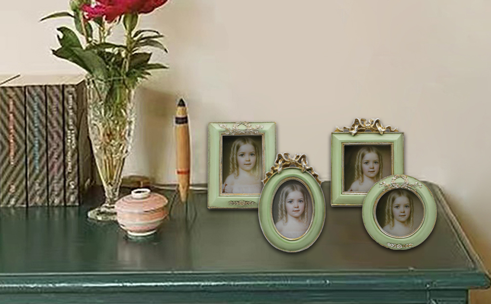 Small Vintage 2.5x3.5 Picture Frame, Mini Antique Ornate