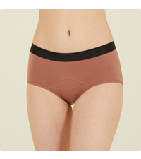 Porno suratga quloqlarini qulog‘idan tortadi