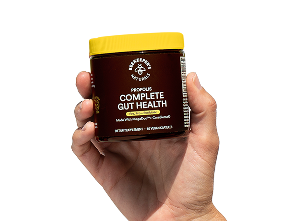 Regulates the normal inflammatory response in the gastrointestinal tract & helps combat bloating.