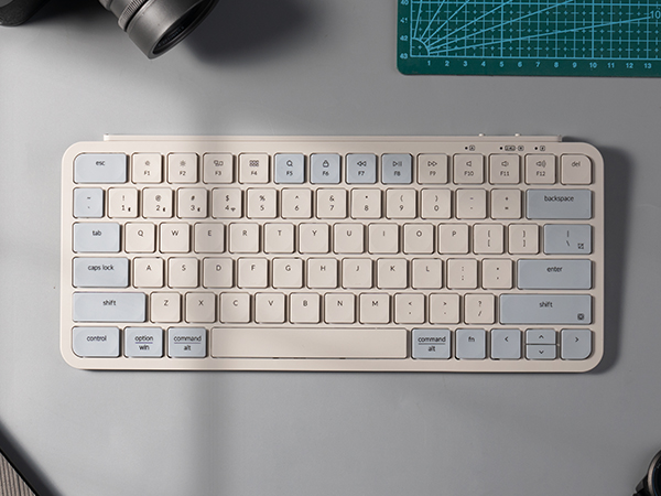 Amazon.com: Keychron B1 Pro Ultra-Slim Wireless ZMK Custom
