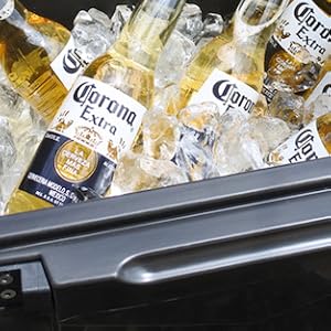 Amazon | アイスランド クーラーボックス 45qt [デザートカモ