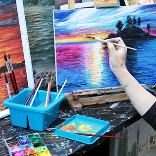 painting brush cleaner